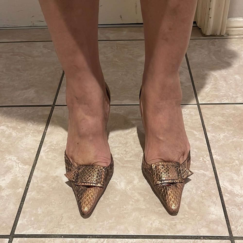 Tonodo Leather Bronze Manolo Blahnik